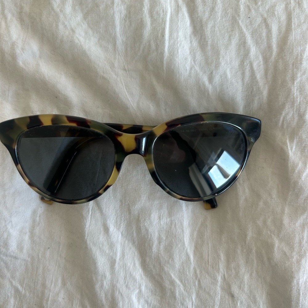 Warby Parker Tortoise Shell Cat-Eye Sunglasses prescription lenses